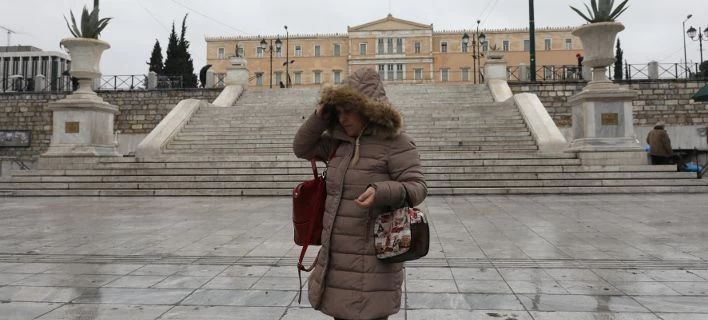 Κρύο και βροχές την Κυριακή – Νέα επιδείνωση καιρού από Δευτέρα